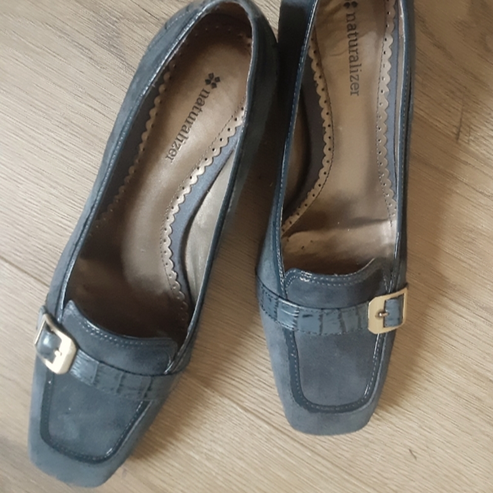 NATURALIZER grey comfort suede patent trim career business retro 7